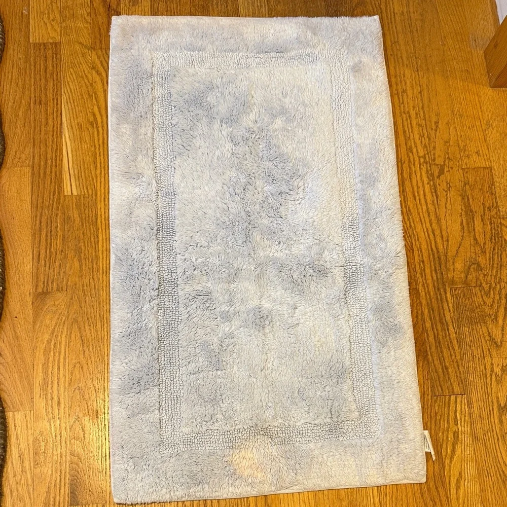 Soft Light Blue Bath Mat